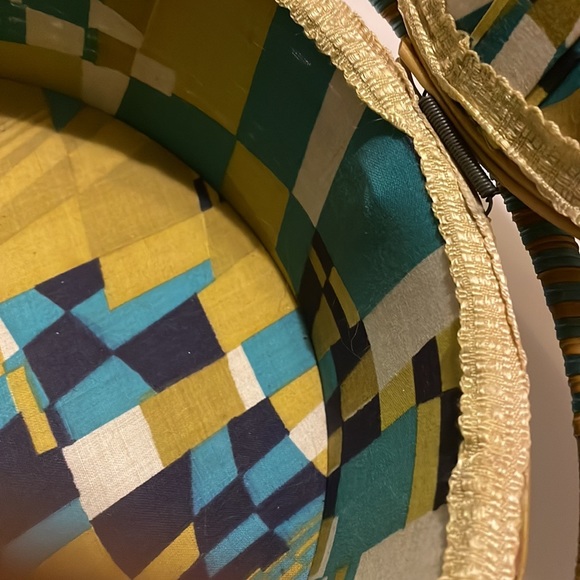 Vintage sewing basket - Picture 9 of 11